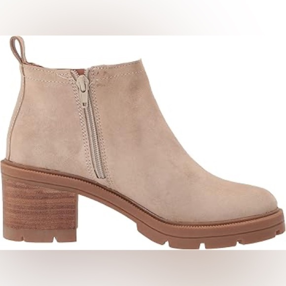Women’s LUCKY BRAND Sumah suede chunky ankle boot- Dune. Size 8.5. - Picture 1 of 10